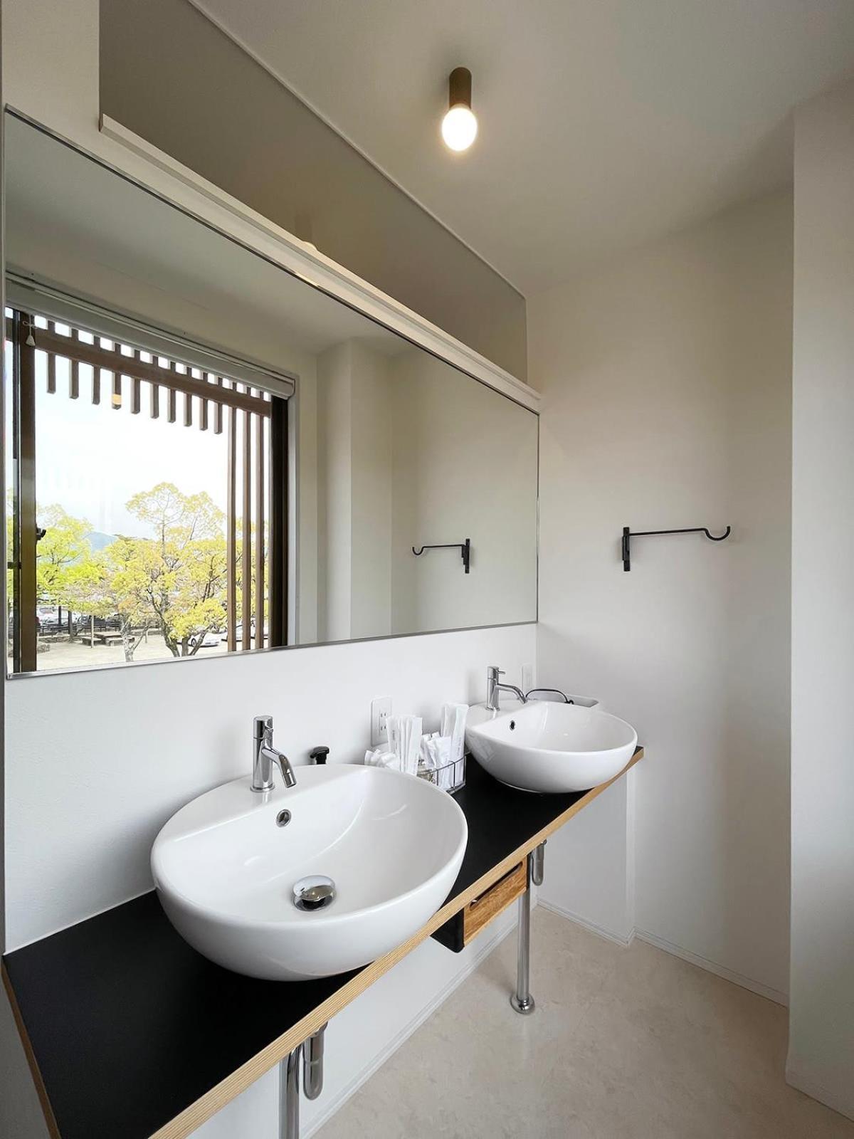 הצוקייצ'י Bhotel Kaniwasou 201 2Br Apt, Near Itsukushima Shrine, For 12 Ppl מראה חיצוני תמונה