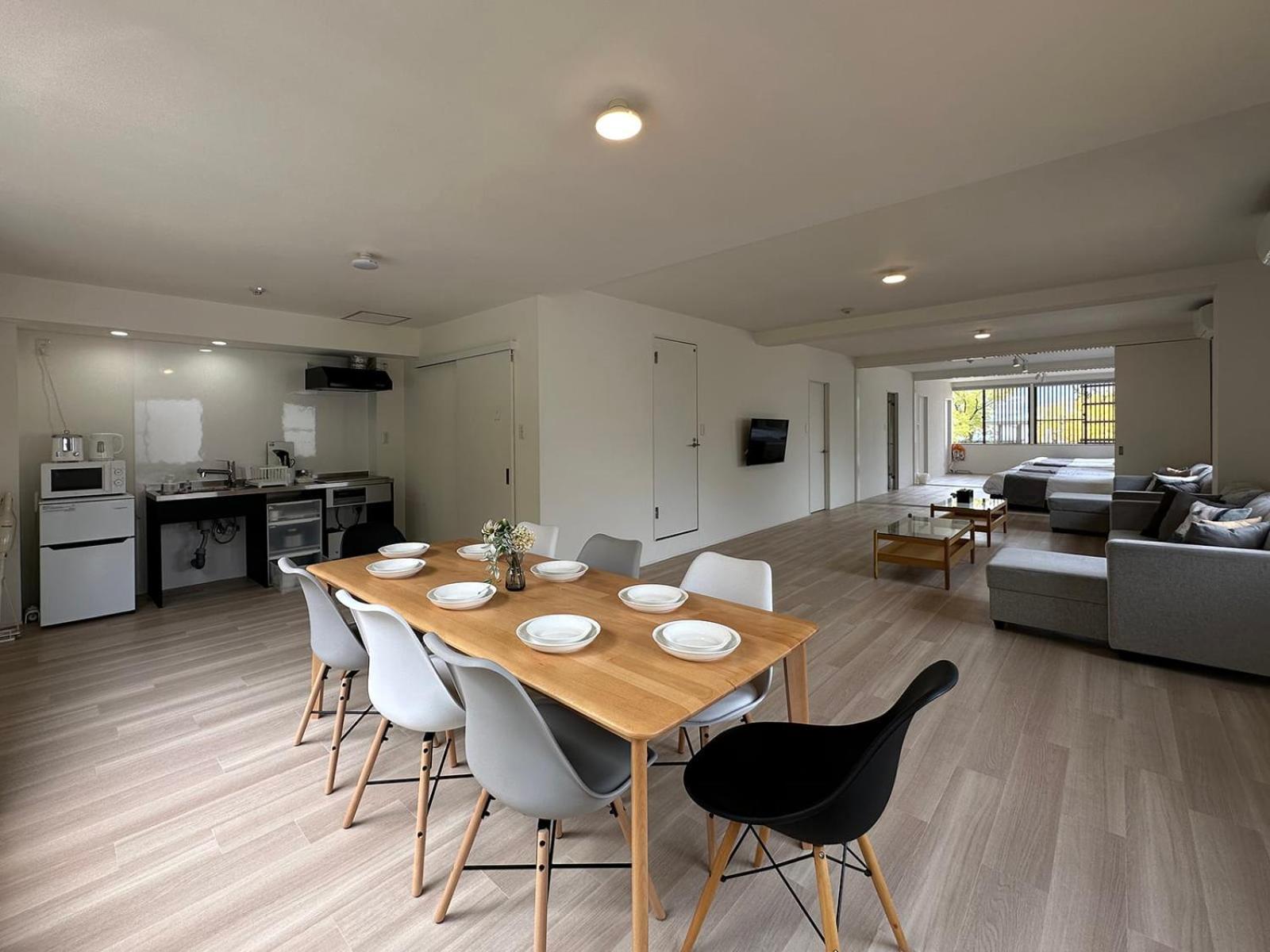 הצוקייצ'י Bhotel Kaniwasou 201 2Br Apt, Near Itsukushima Shrine, For 12 Ppl מראה חיצוני תמונה